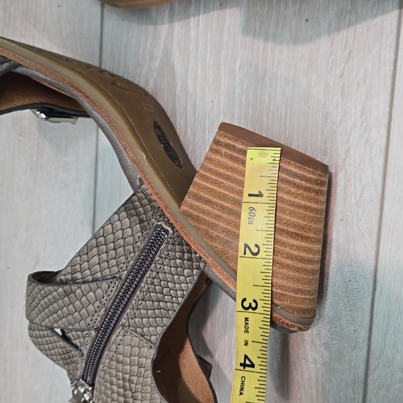 Sofft Women's Manryn Leather Open Toe Heels Sandals Shoes Sz 10M - Picture 11 of 16